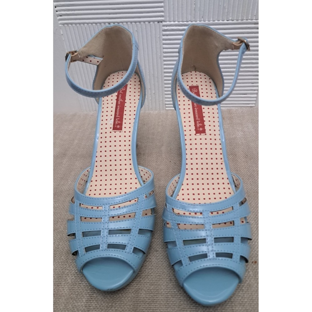 But Another Innocent Tale Heels Sandals Size 11 Blue Patent Leather Ankle Straps - Picture 7 of 10